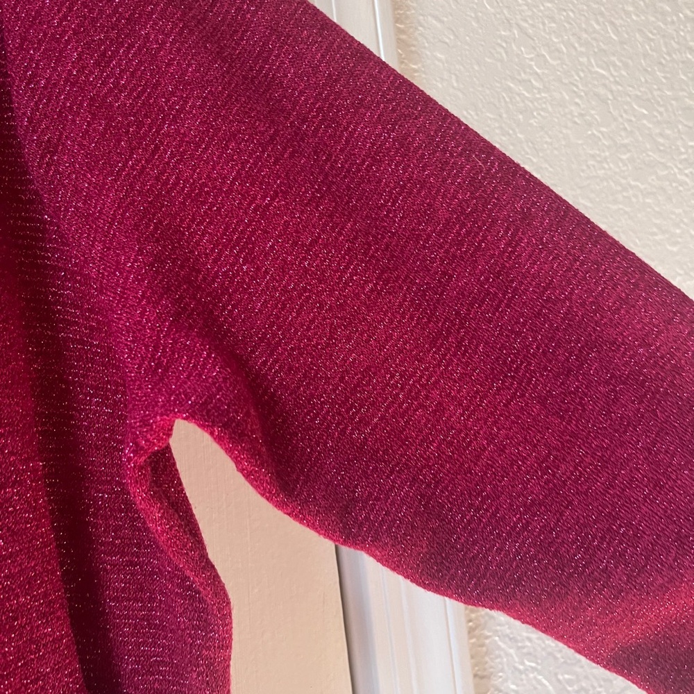 💥$5 or 3/$10 First Love Elegant Red Long Sleeve Dress - Picture 5 of 8